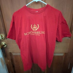 B&C Collection Vintage Vibrant Words Red Short Sleeve Cotton Tee Gold Emblem L